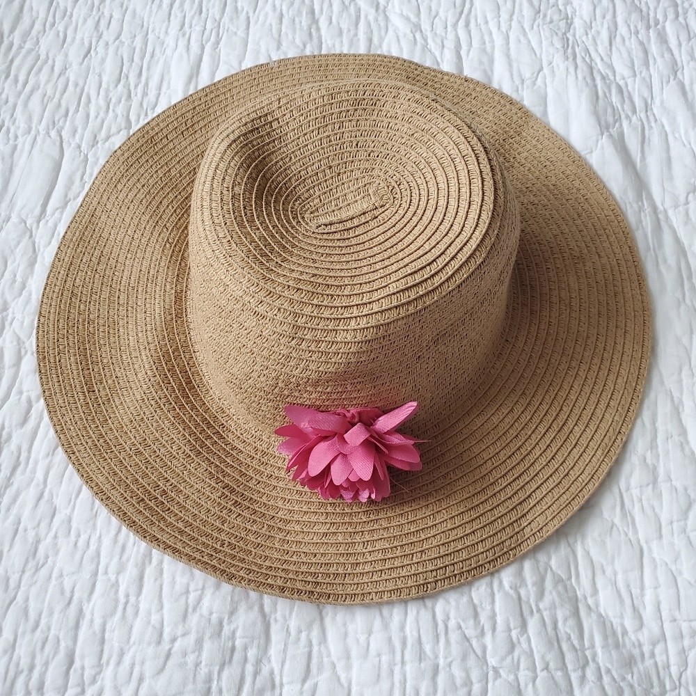 Girls Gymboree ☀️ Sunhat size 4T - 5T